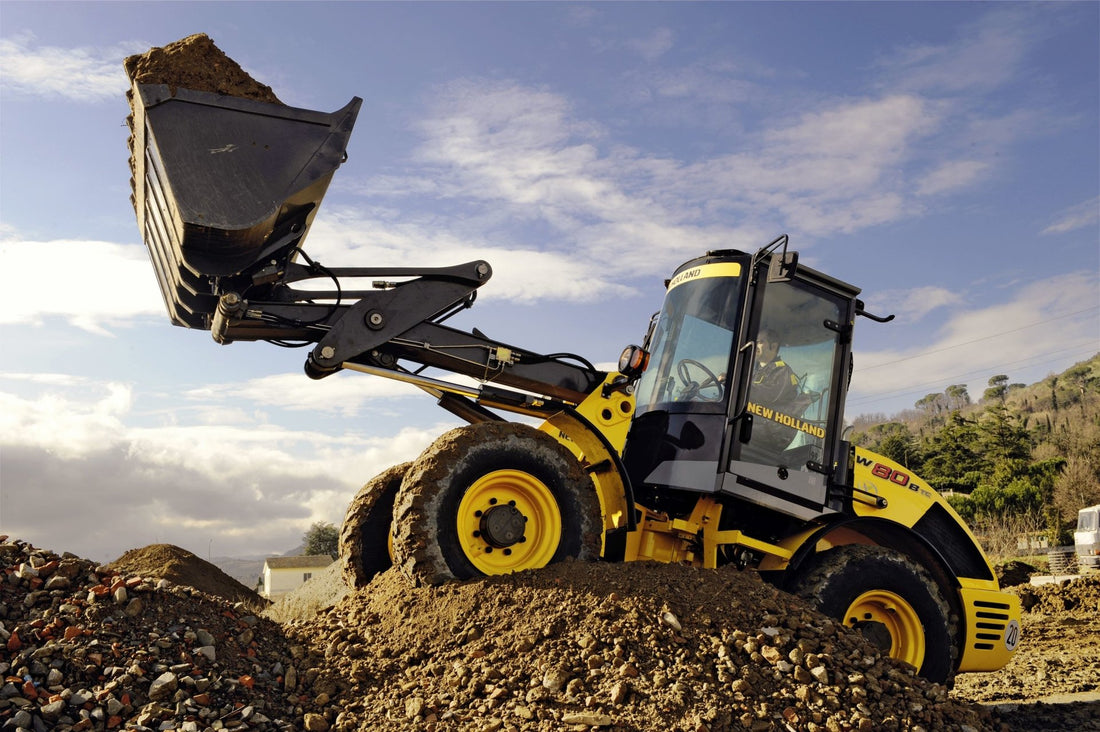 NEW HOLLAND CONSTRUCTION