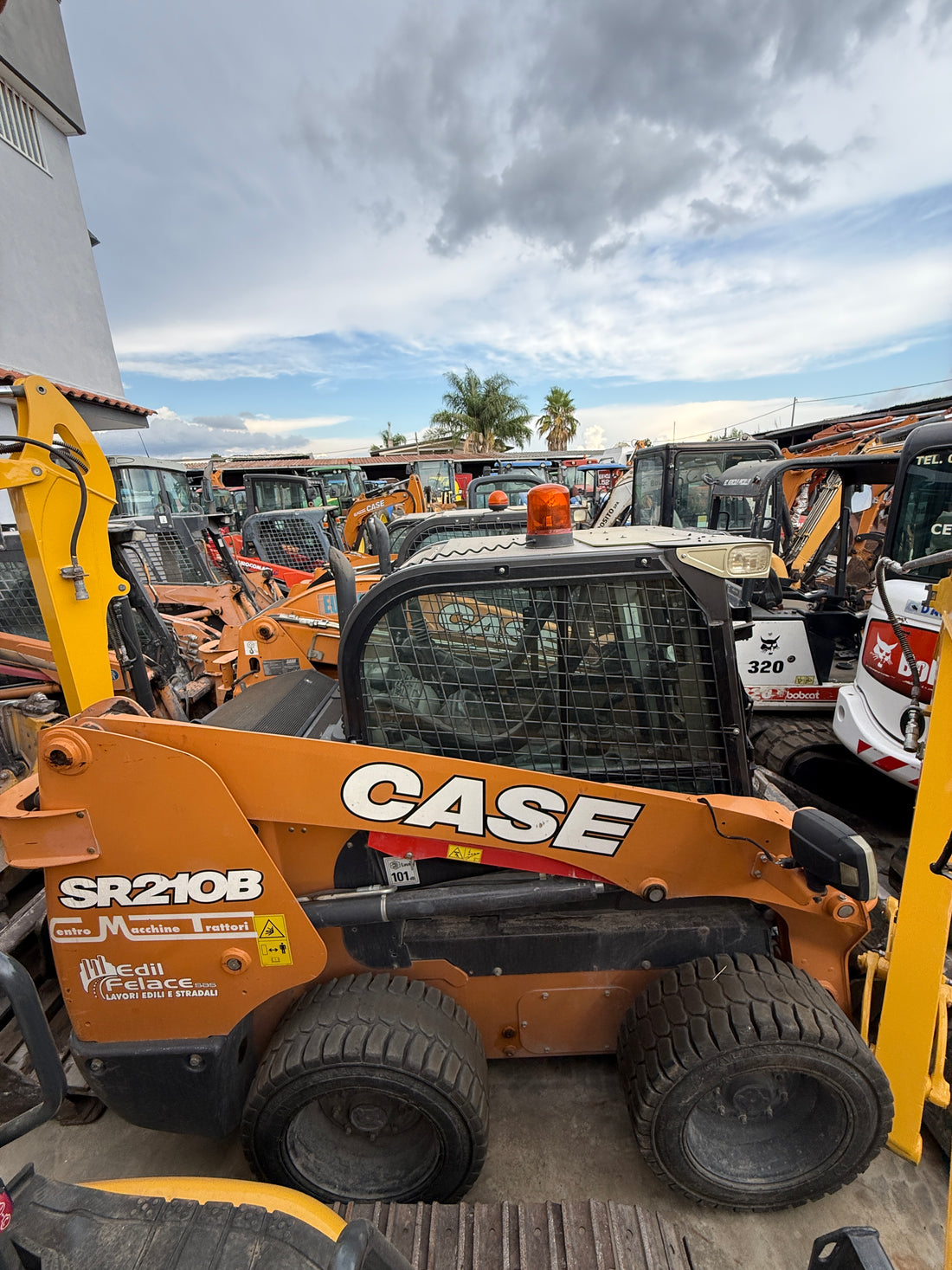 CASE SR 210 B