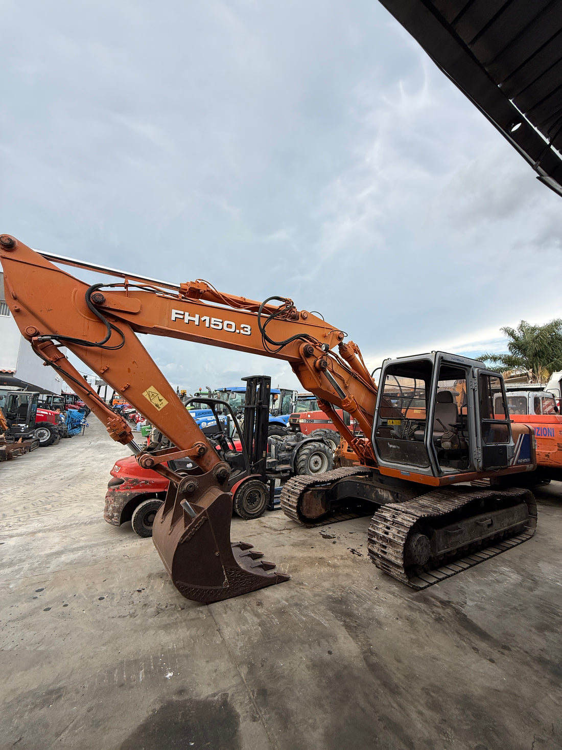 FIAT HITACHI FH 150.3
